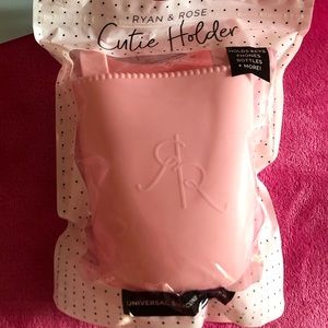 Ryan & Rose Cutie Holder